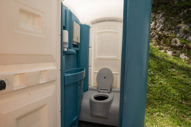 Best Emergency porta potty rental  in Perth Amboy, NJ
